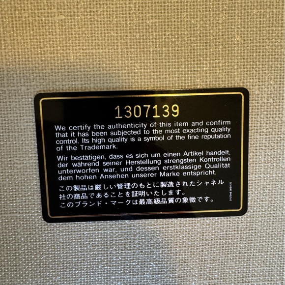 Chanel Vintage Quilted Patent Leather Shoulder Bag with Tassel - Picture 4 of 13